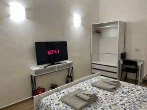 AL 106 Apartment Free Wi-fi 5 min dalla Stazione Prato